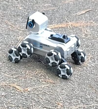 Perro robot dos referencias: dispara burbujas o graba recorrido - Image 3